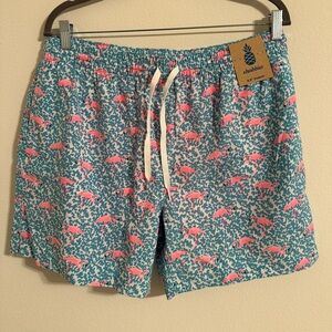 CHUBBIES Men's Blue and Pink Swim Shorts Flamingo 5.5” inseam Size XL NWT